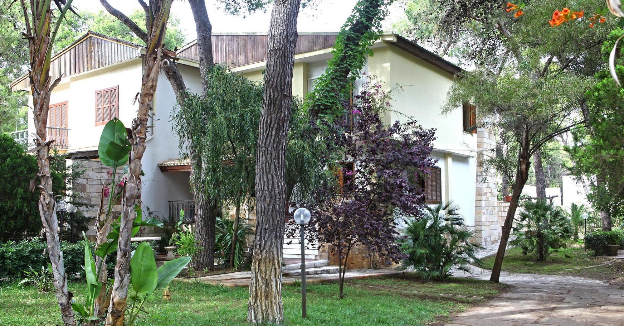 B&B Viale Dei Pini Castellaneta Marina Ngoại thất bức ảnh